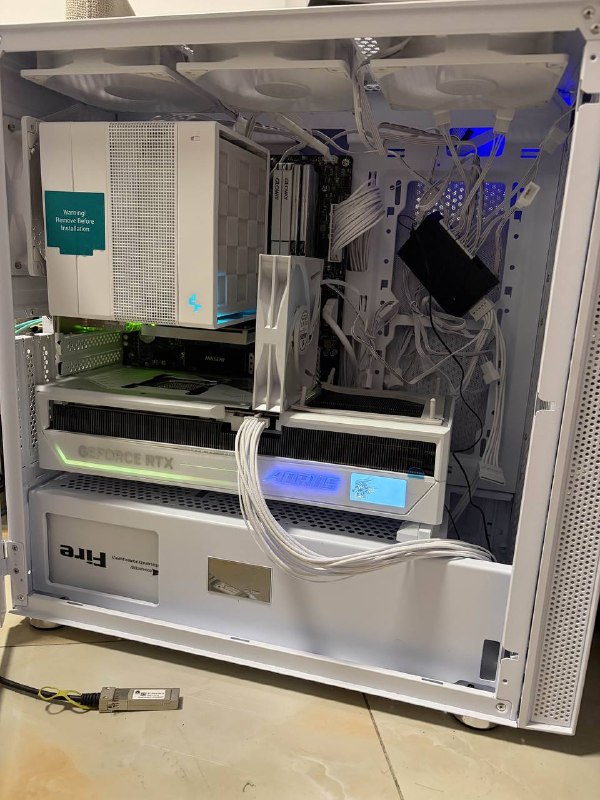 🦆 我把 32 台 Intel N100 小主机改造成了一个 DeepSeek-V3.2 685B 推理集群